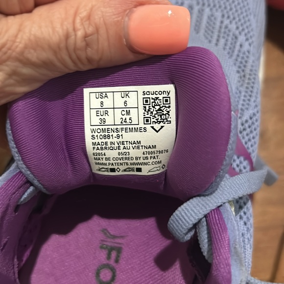 Saucony Triumph women’s size 8 - Picture 8 of 9